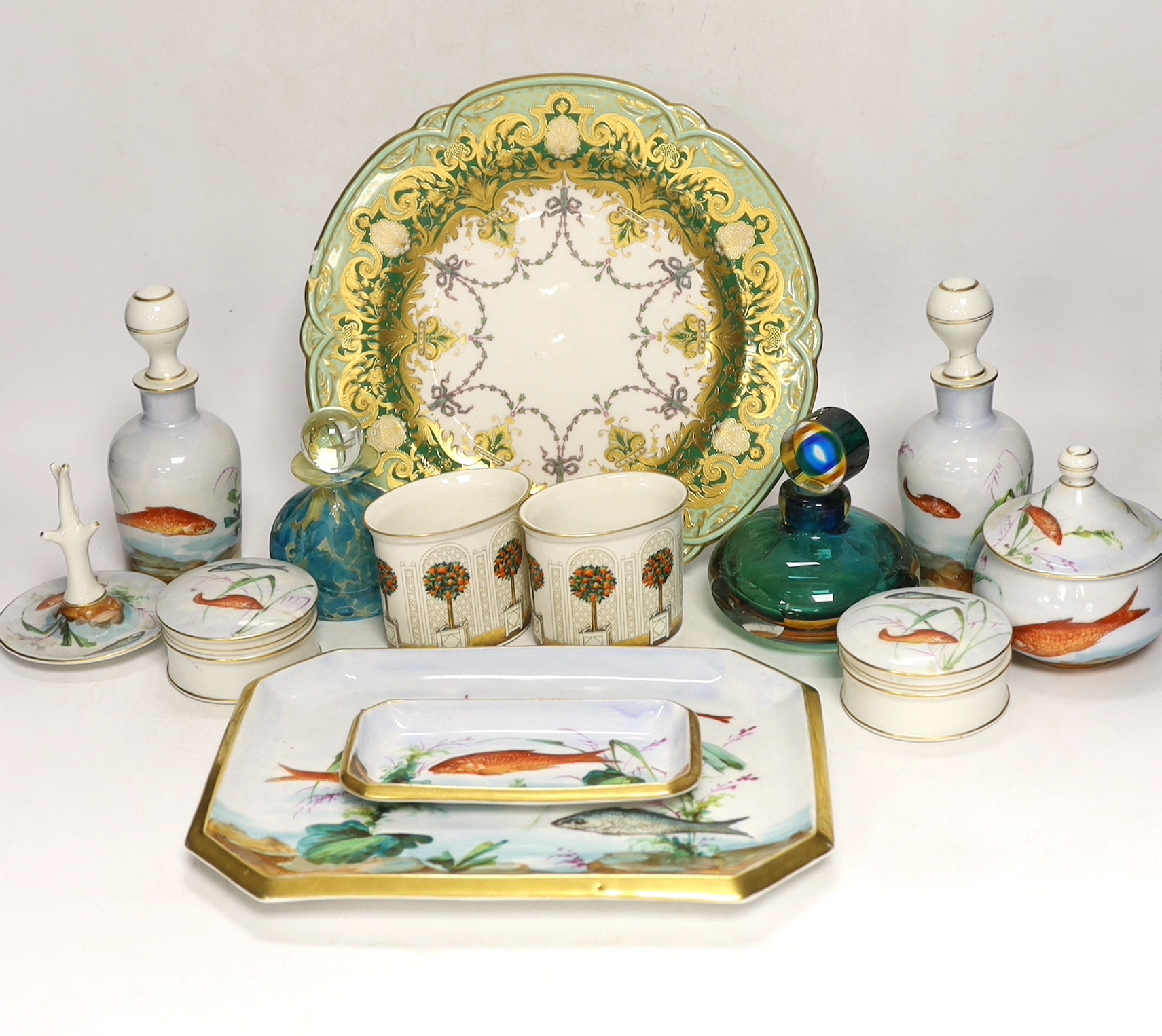 A fish and gilt decorated eight piece dressing table set, two glass scent bottles, two Halcyon Days pots and a Worcester plate, plate 25cm high